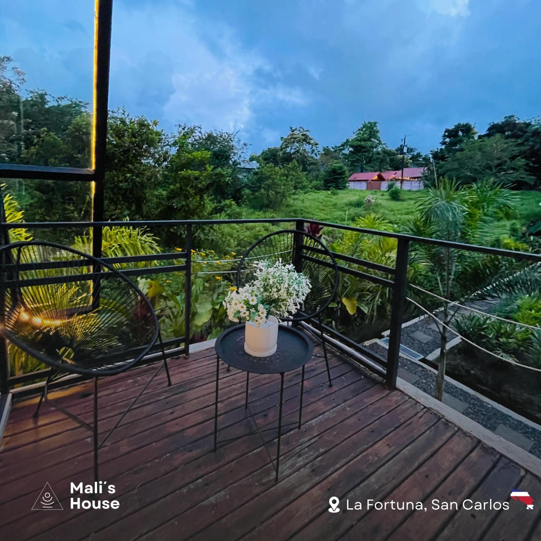 Mali'S House Hotel La Fortuna Buitenkant foto